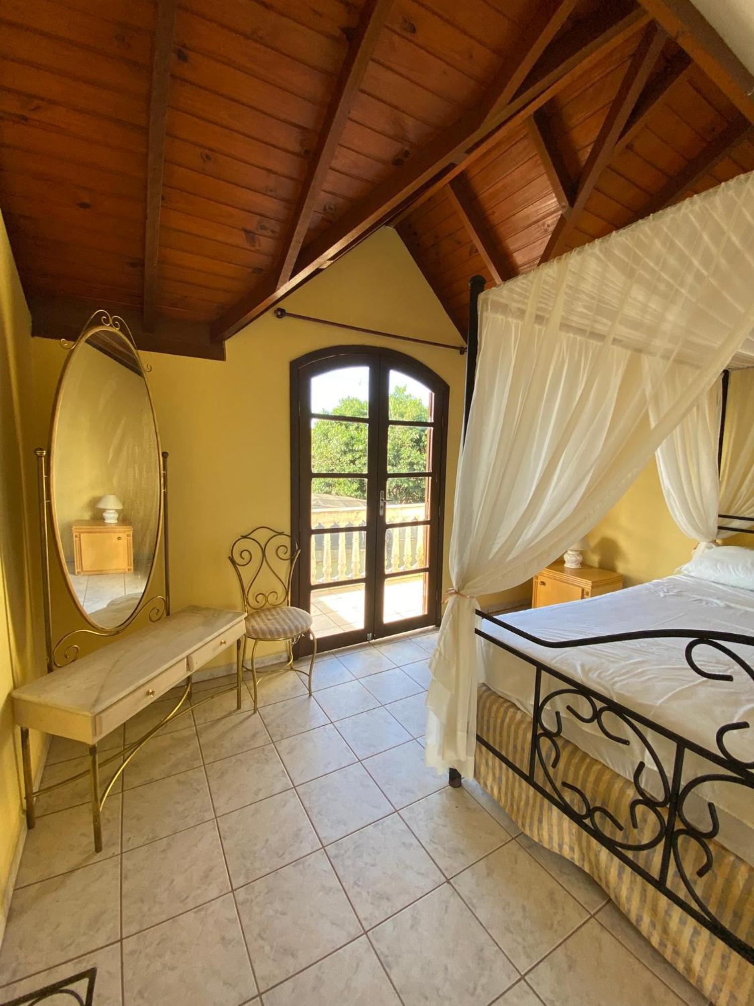 Hotel Velha Corte São José dos Pinhais Eksteriør bilde